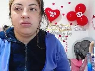 lanaqueen69 on CamSoda 