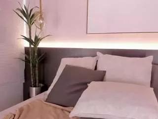 laurabeaumont on CamSoda 
