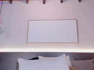 laurabeaumont on CamSoda 