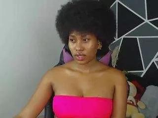 lauren-moon1 on CamSoda 