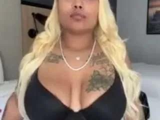 laylared on CamSoda 