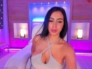 leahjones on CamSoda 