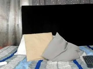 Offline lenaapaul on CamSoda