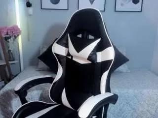 lenastyles on CamSoda 