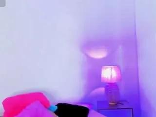 Freechat lency-rose on CamSoda