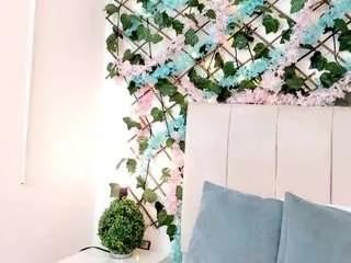 Freechat lexibloom on CamSoda