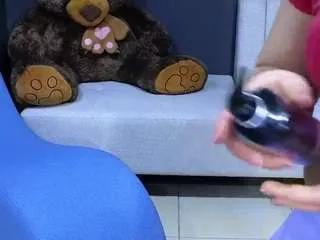 lia-assholeorange on CamSoda 