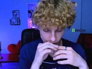 liam-bb on CamSoda 