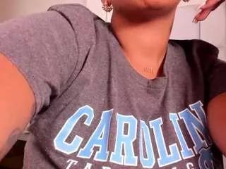 liamariana on CamSoda 