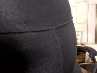 liamariana on CamSoda 