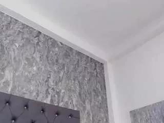 liasarahi on CamSoda 