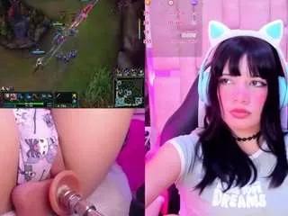 lilapop4 on CamSoda 