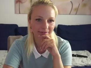 lilyblondie on CamSoda 
