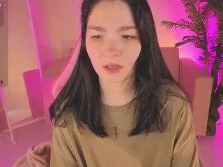 Freechat lindasweetiest on CamSoda