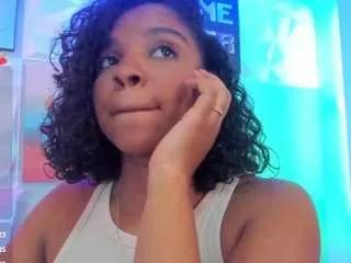 lisa-mendez on CamSoda 
