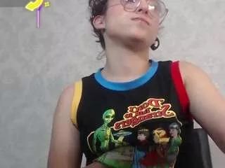 little-ammy on CamSoda 
