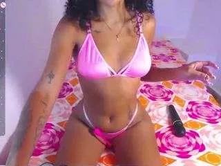 liyssa-liysaa on CamSoda 