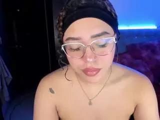 liz-martins on CamSoda 