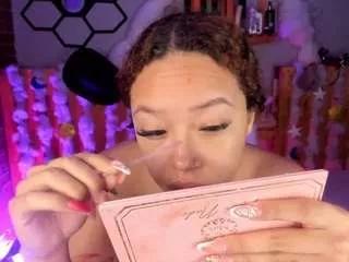 liz-martins on CamSoda 