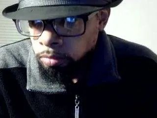 Offline llmywood on CamSoda