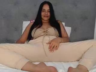 lolapaz on CamSoda 