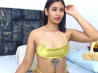 loretahorny on CamSoda 