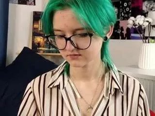 Offline lornadrye on CamSoda