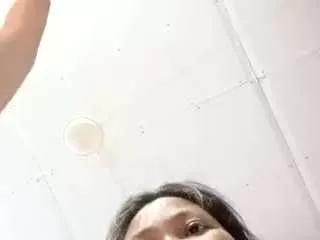 lovelyraha on CamSoda 