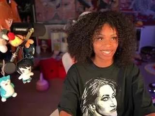 Freechat lovenzia on CamSoda