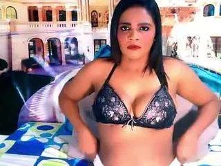 Freechat luciousindian69 on CamSoda