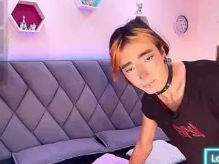 Offline lucy-darkangel on CamSoda