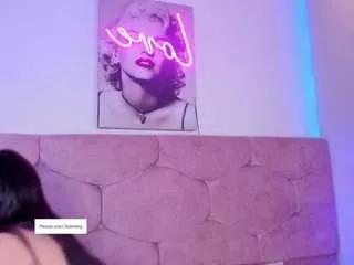 lunar-leen on CamSoda 