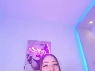 lunar-leen on CamSoda 