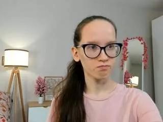 lynettebails on CamSoda 