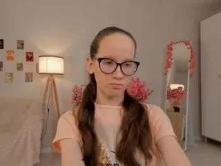 lynettebails on CamSoda 