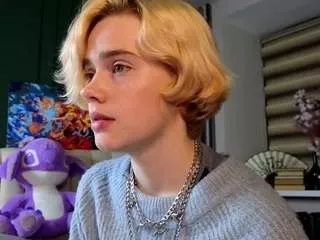 Offline lynnabraund on CamSoda