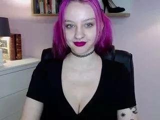 madelinexlove on CamSoda 