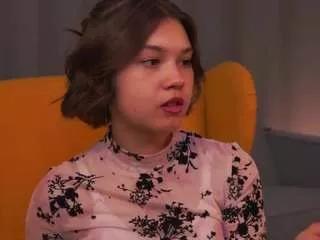 maebeale on CamSoda 