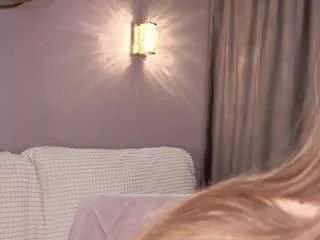maebrowning on CamSoda 