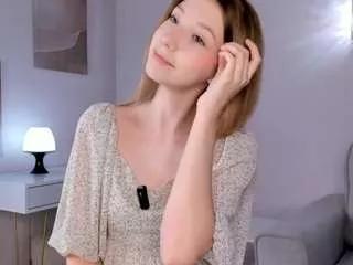 maebrowning on CamSoda 