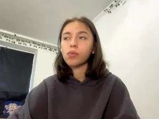 Freechat majoriejarchow on CamSoda