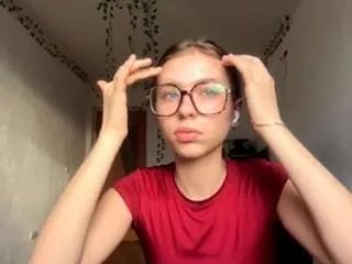 Freechat majoriejarchow on CamSoda