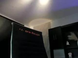 mararicci on CamSoda 