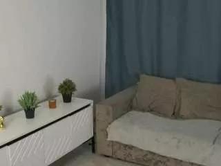 mariamburby on CamSoda 