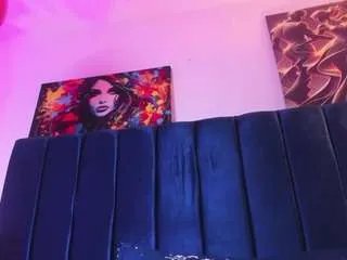 Offline mariapaulac on CamSoda