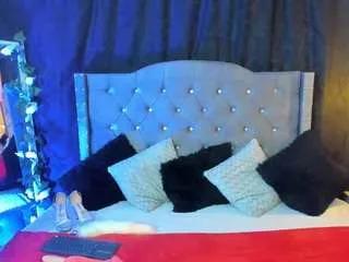 martina-foxxy on CamSoda 