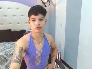 mateusboy on CamSoda 