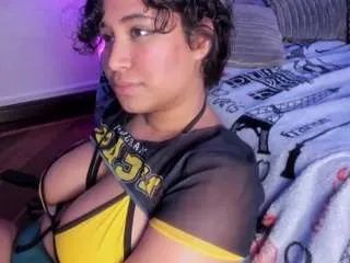 Offline maya-house on CamSoda