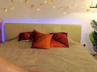 Freechat medea-queen on CamSoda