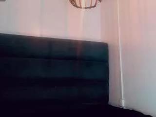 meghan-fox on CamSoda 